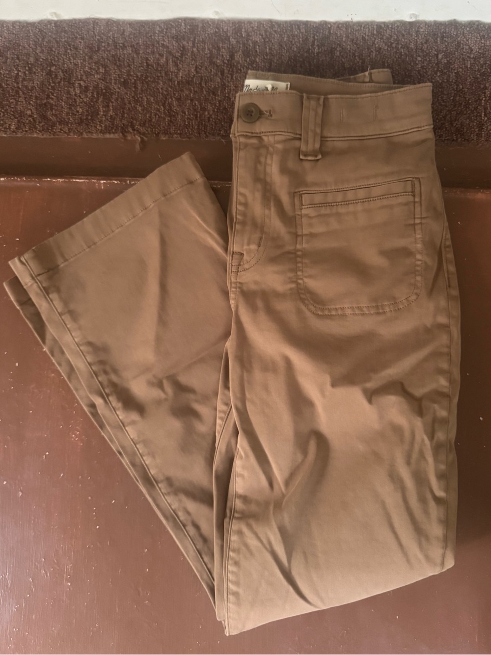 Women’s Madewell Tan Mid Rise Kick Out Jeans - Size 27 - Measures inch shorter